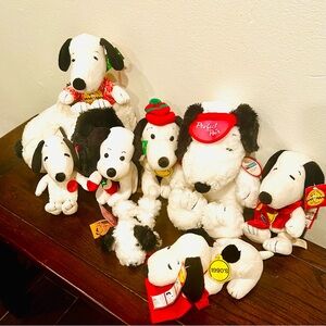 NWT Snoopy Collection. Various snoopy stuffed animals.